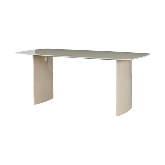Mesa de Comedor Cali Beige Vista en perspectiva con fondo blanco