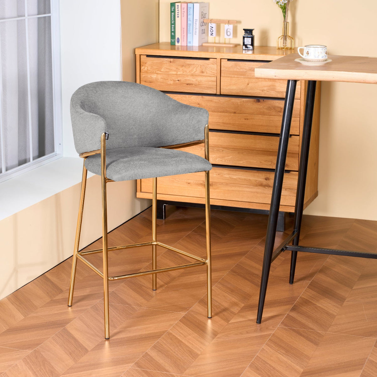 Banco Berlin Gris Vista en Perspectiva en Desayunador