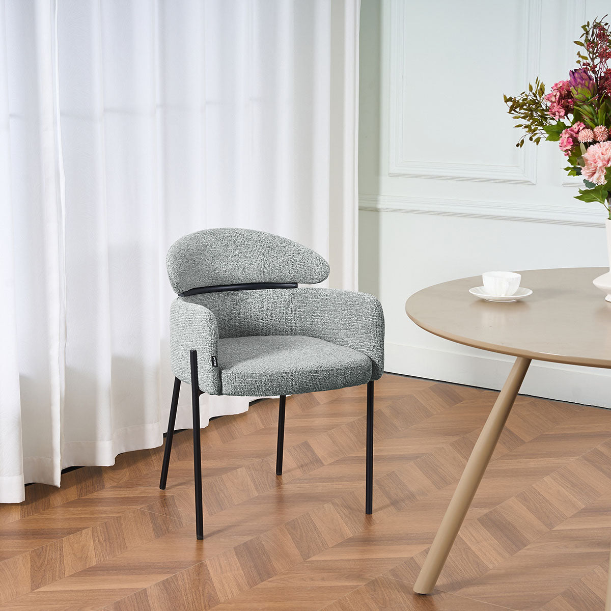 Silla Padua Present