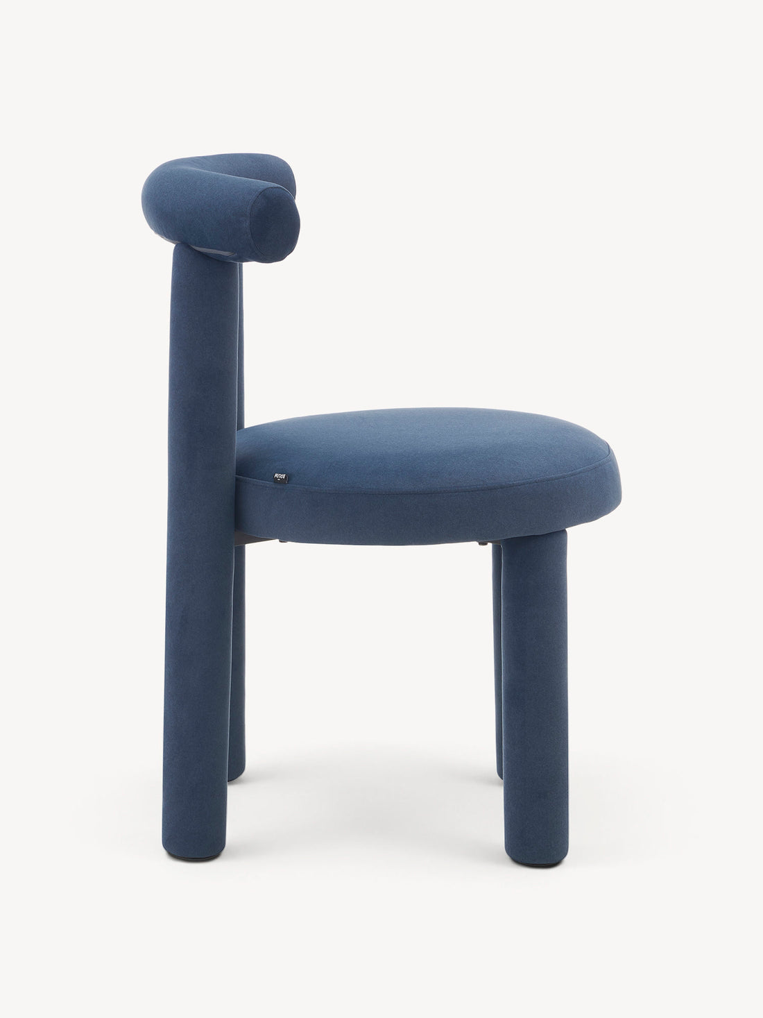 Silla de diseño Milán azul marino, vista lateral