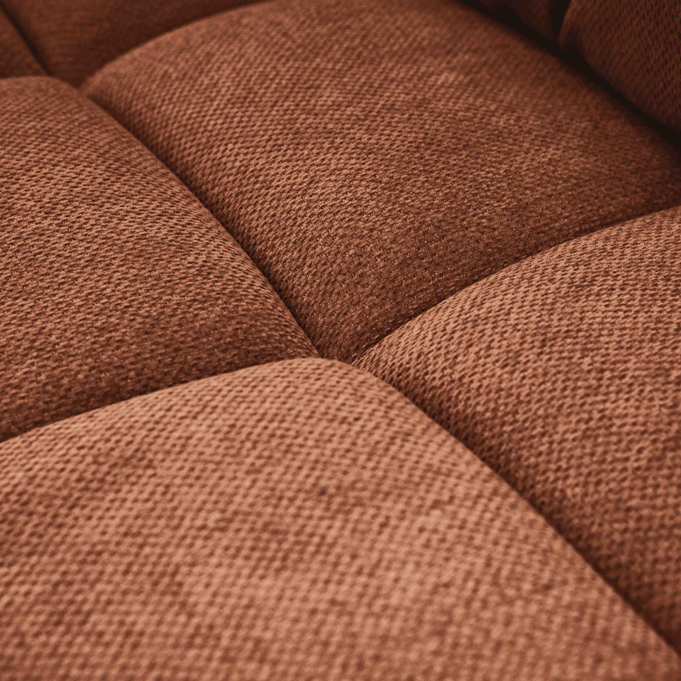 Sofá Modular Croaciaa — SOFÁ CORACIAA GRIS IZQ VISTA EN ZOOM DEL ASIENTO