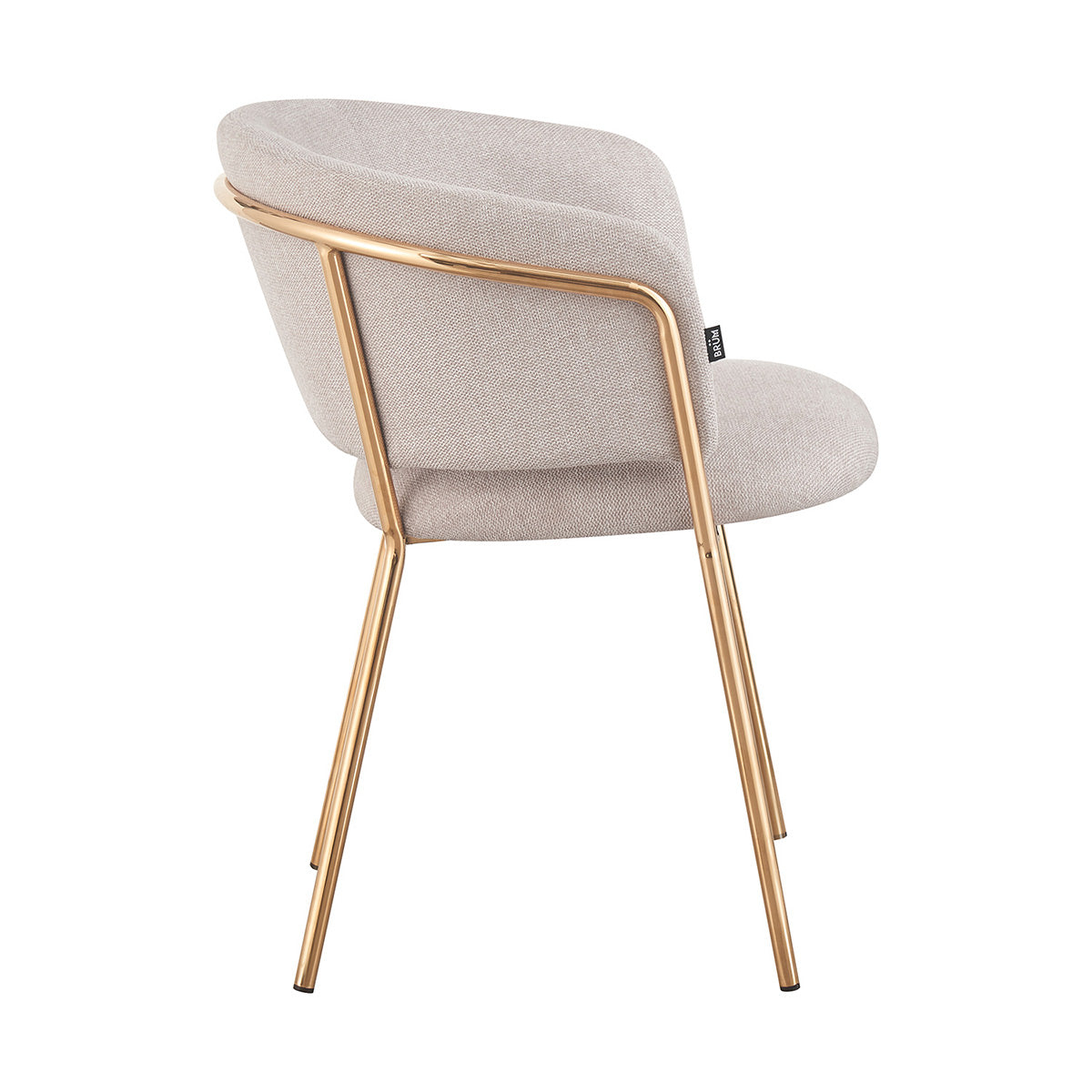 Silla Escocia Beige Fondo Blanco Vista Lateral